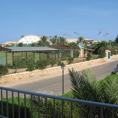 Sol Naixent מלון